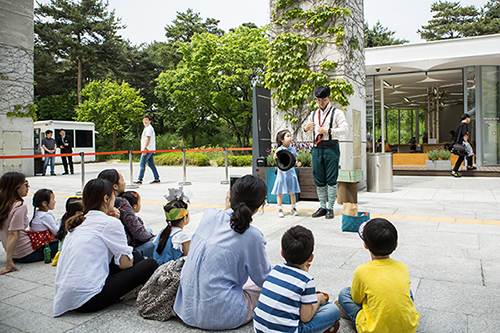 마임/마술 공연 ‘다미르 쇼’