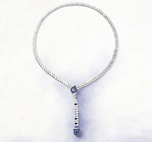 골든듀의 ‘알파에서 히읗까지’ 목걸이다. 얇은 다이아몬드 체인이 둥글게 이어져 있으며, 중앙에는 ‘ㅎ’ 모양의 펜던트가 달려 있다. 